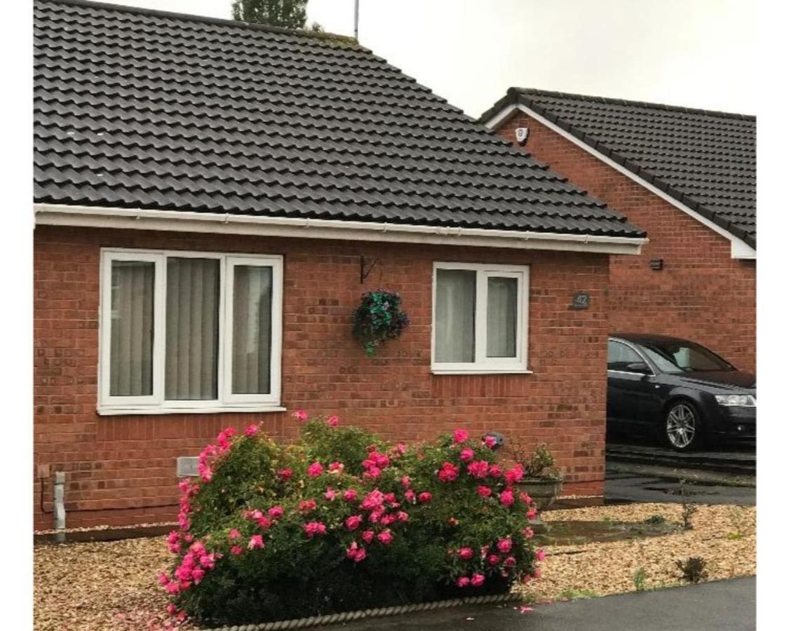 42 Beaumont Rise Rental - Worksop Eksteriør bilde
