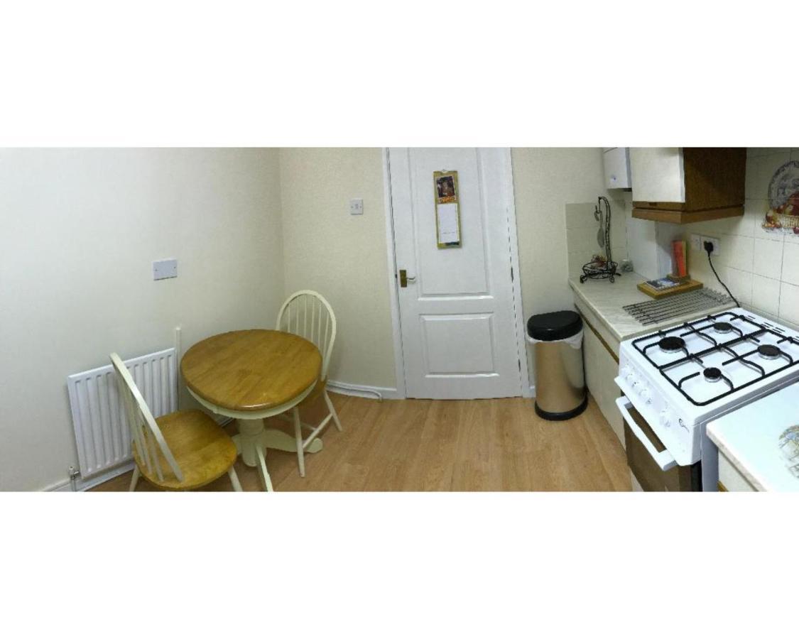 42 Beaumont Rise Rental - Worksop Eksteriør bilde