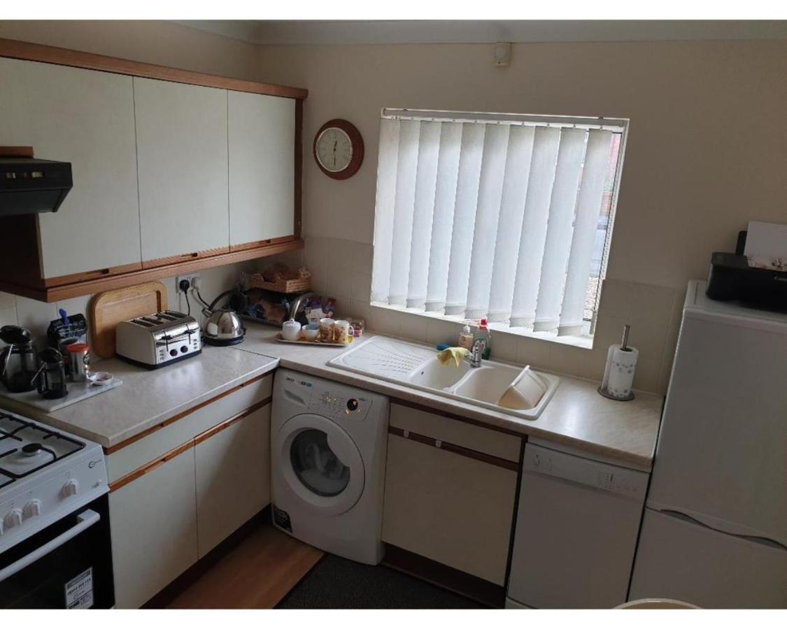 42 Beaumont Rise Rental - Worksop Eksteriør bilde