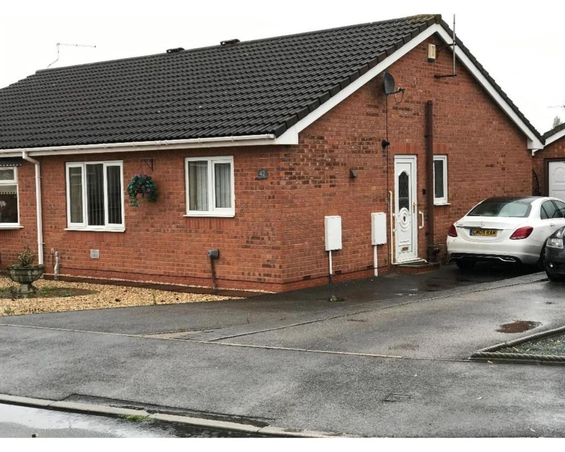 42 Beaumont Rise Rental - Worksop Eksteriør bilde